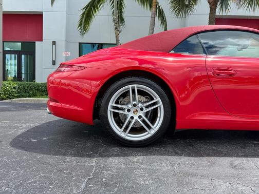 2013 Porsche 911 Carrera