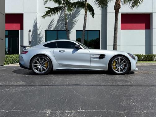 2019 Mercedes-Benz AMG GT R