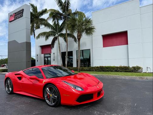 2017 Ferrari 488 GTB Coupe