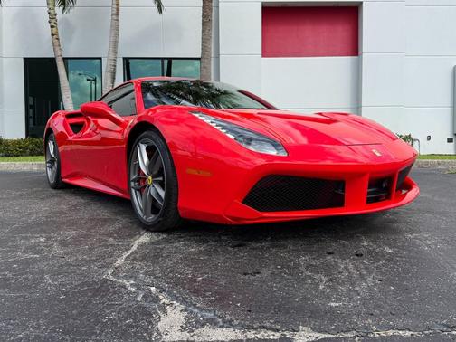 2017 Ferrari 488 GTB Coupe