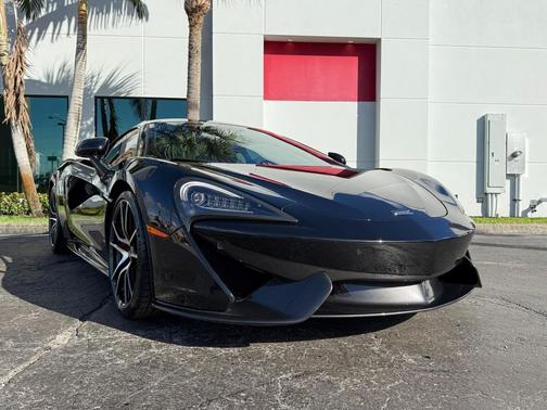 2017 McLaren 570S Coupe