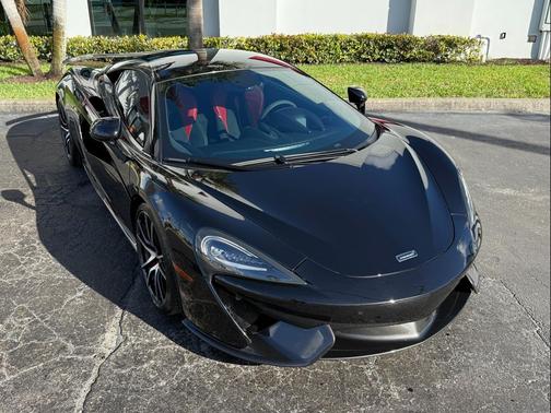 2017 McLaren 570S Coupe