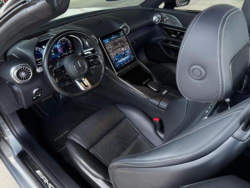 2022 Mercedes-Benz AMG SL 63 Base