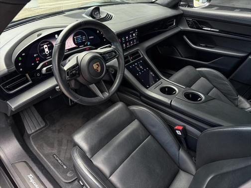 2020 Porsche Taycan Turbo