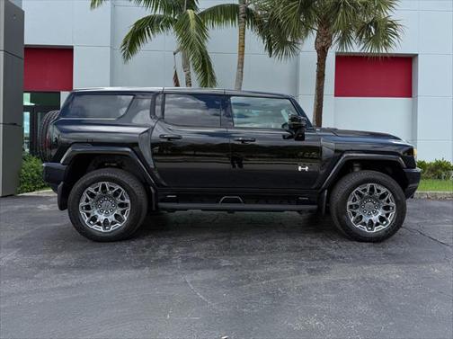 2025 GMC HUMMER EV SUV 3X