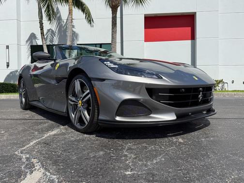 Argento Nurburgring Metallic 2022 Ferrari Portofino M Base