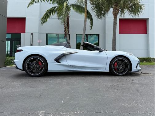 2022 Chevrolet Corvette Stingray w/2LT