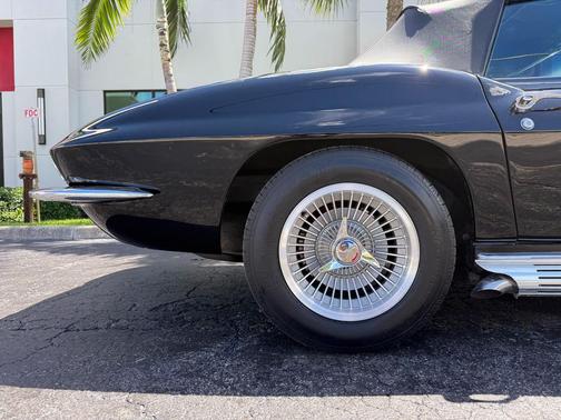1965 Chevrolet Corvette Base