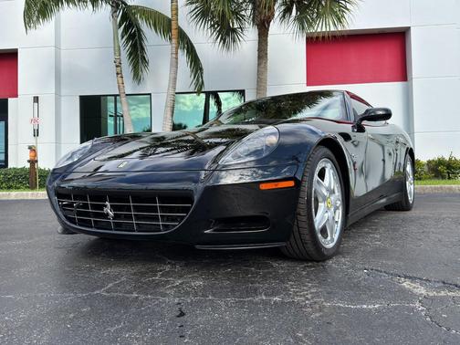 2005 Ferrari 612 Scaglietti Base