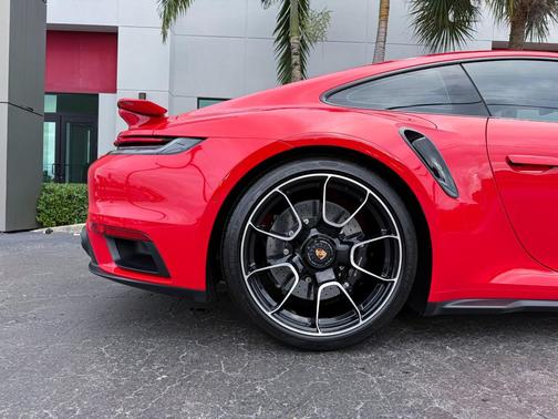 2023 Porsche 911 Turbo S