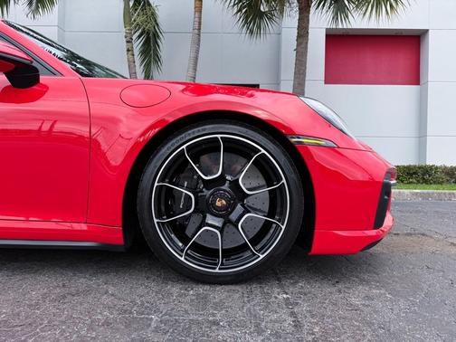2023 Porsche 911 Turbo S