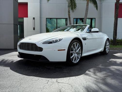 2014 Aston Martin V8 Vantage Base