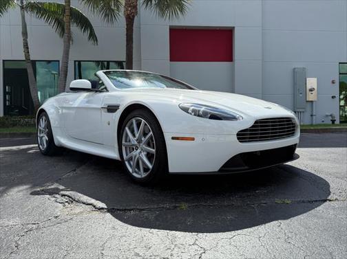 2014 Aston Martin V8 Vantage Base