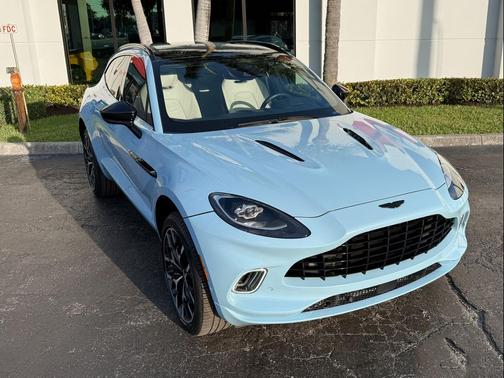 2022 Aston Martin DBX SUV