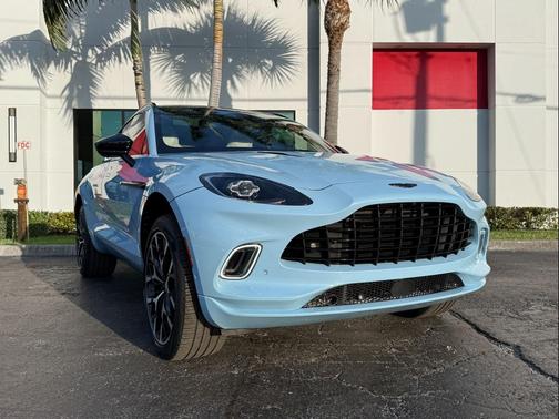2022 Aston Martin DBX SUV