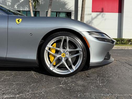 2021 Ferrari Roma Coupe