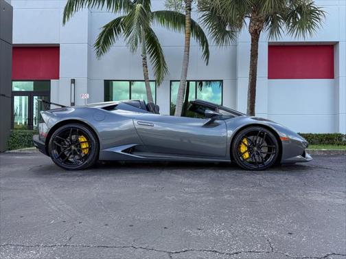 2016 Lamborghini Huracan LP610-4S