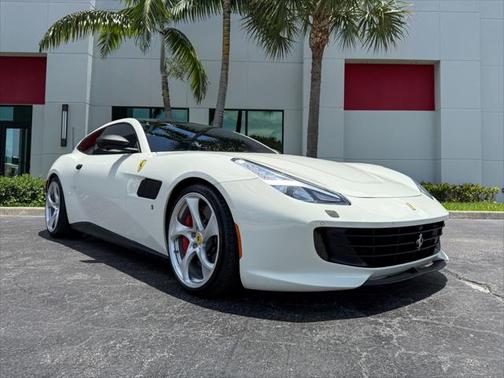 2020 Ferrari GTC4Lusso T