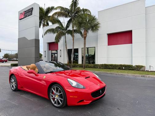 2010 Ferrari California Base