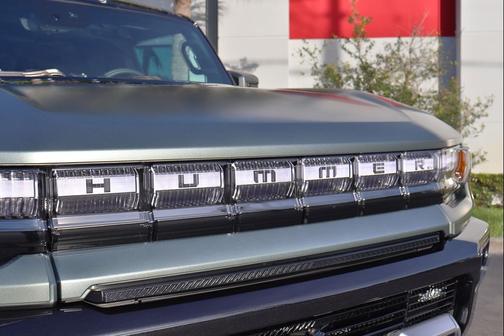Moonshot Green Matte 2024 GMC HUMMER EV SUV 3X