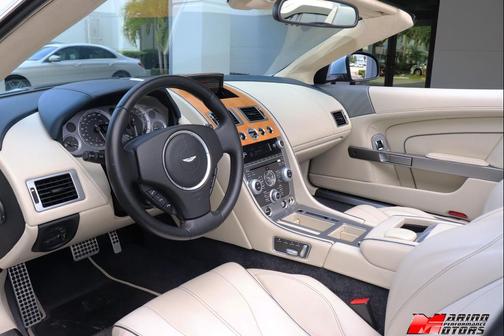 2015 Aston Martin DB9 Volante