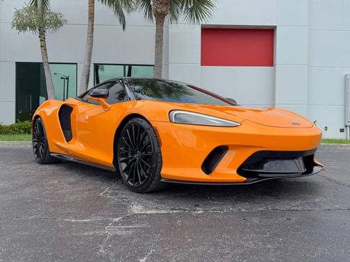 2021 McLaren GT Coupe