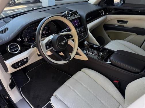 2021 Bentley Bentayga V8