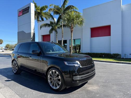 2025 Land Rover Range Rover P400 SE 7 Seat