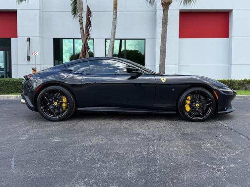 2021 Ferrari Roma Coupe