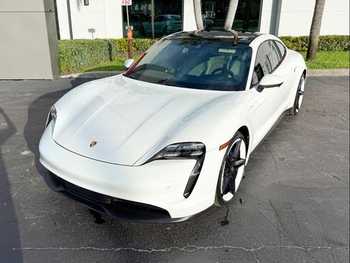 2021 Porsche Taycan 4S