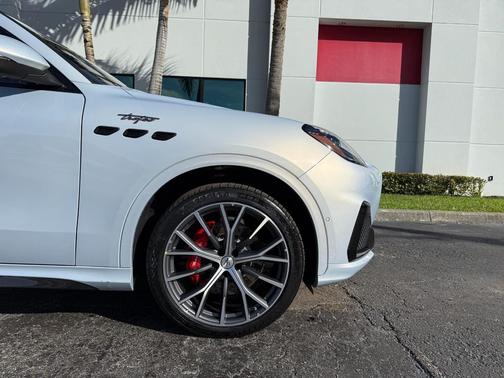 2024 Maserati Grecale Trofeo