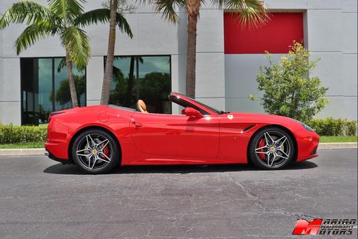 2016 Ferrari California T