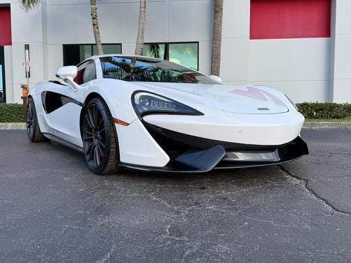 2016 McLaren 570S Coupe