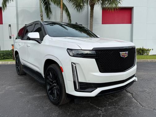 2023 Cadillac Escalade Sport