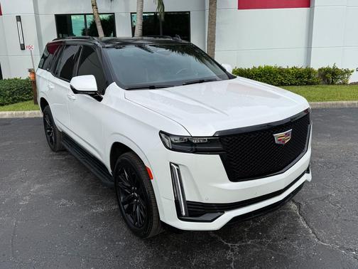 2023 Cadillac Escalade Sport
