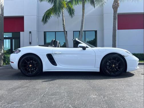 White 2017 Porsche 718 Boxster Convertible