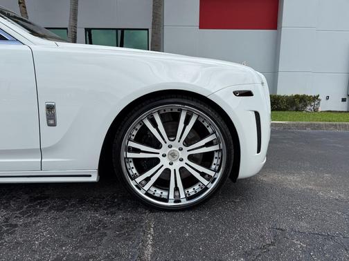 2011 Rolls-Royce Ghost Sedan