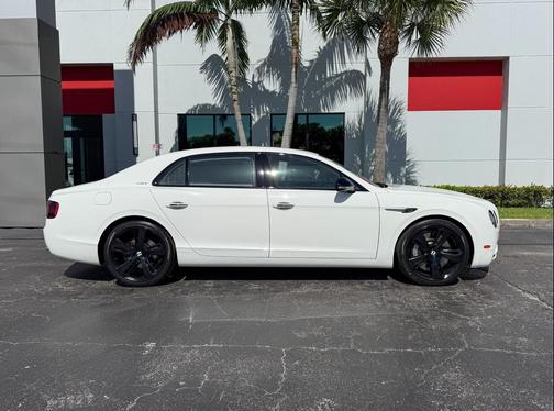 Glacier White Solid 2018 Bentley Flying Spur W12 S