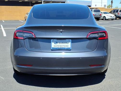 2022 Tesla Model 3 Standard Range