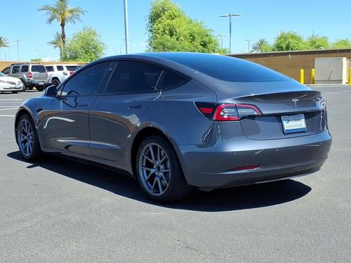 2022 Tesla Model 3 Standard Range