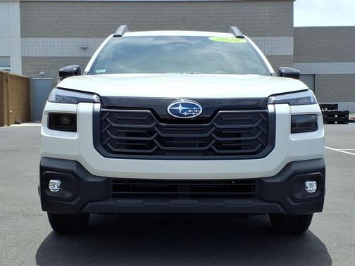Crystal White Pearl 2026 Subaru Outback Premium