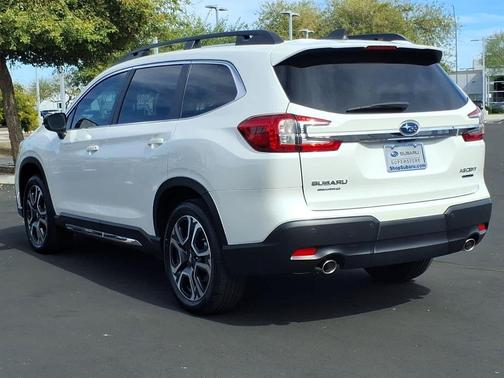 CRYSTAL WHT PRL 2026 Subaru Ascent Limited 7-Passenger