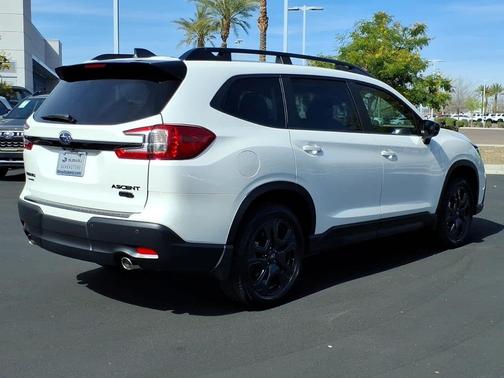 CRYSTAL WHT PRL 2026 Subaru Ascent Onyx Edition Touring 7-Passenger