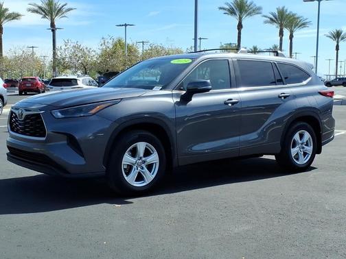 2023 Toyota Highlander L