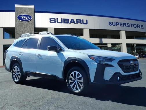 2025 Subaru Outback Base