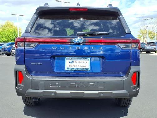 SAPPH BLU PRL 2026 Subaru Outback Limited