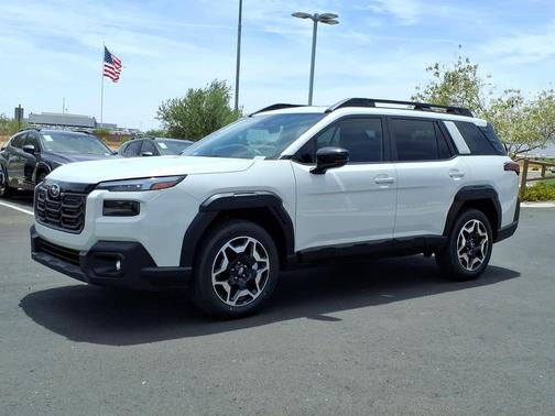 CRYSTAL WHT PRL 2026 Subaru Outback Touring