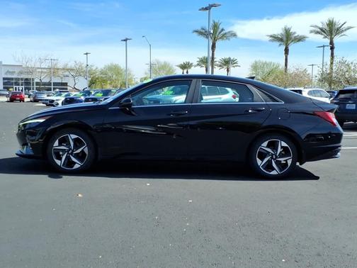 2023 Hyundai ELANTRA HEV Limited