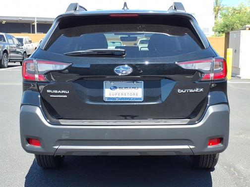 Crystal Black Silica 2025 Subaru Outback Premium