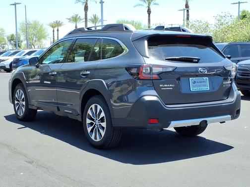 Magnetite Gray Metallic 2024 Subaru Outback Touring XT